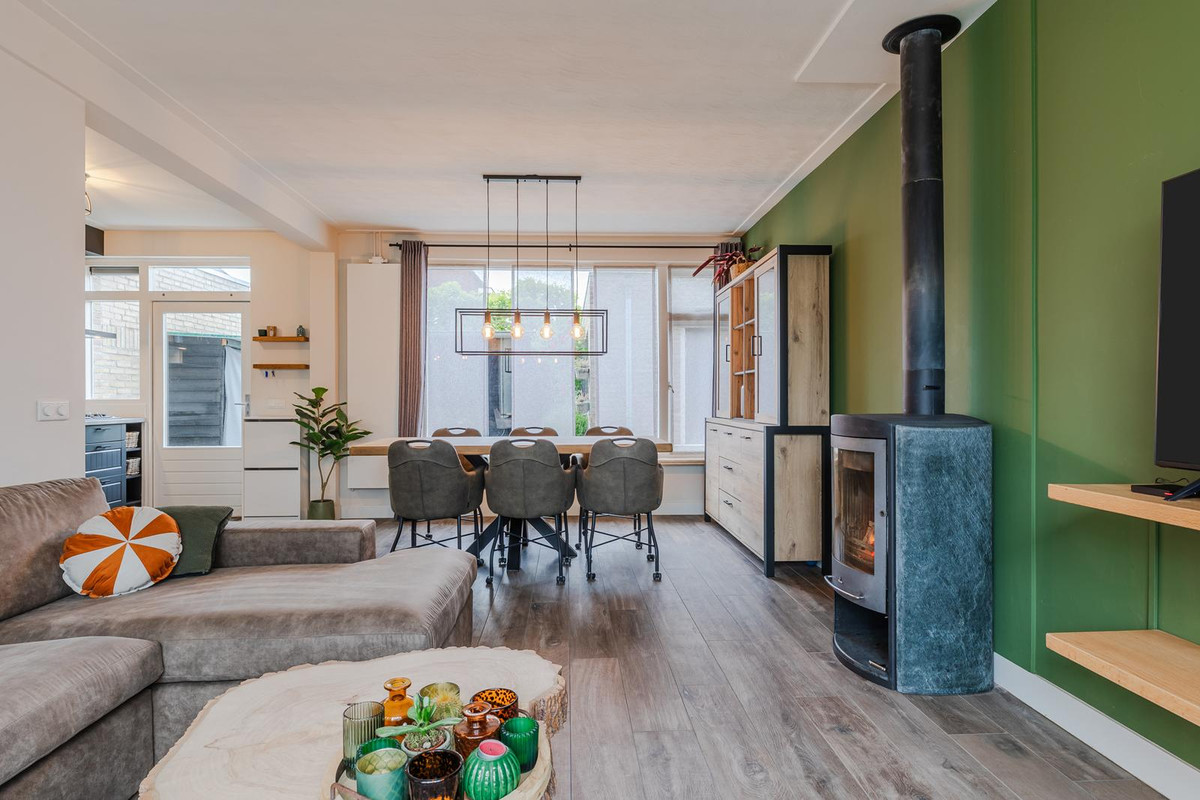 Twee-onder-één-kap te koop: Burgemeester Magneestraat 12, Luyksgestel