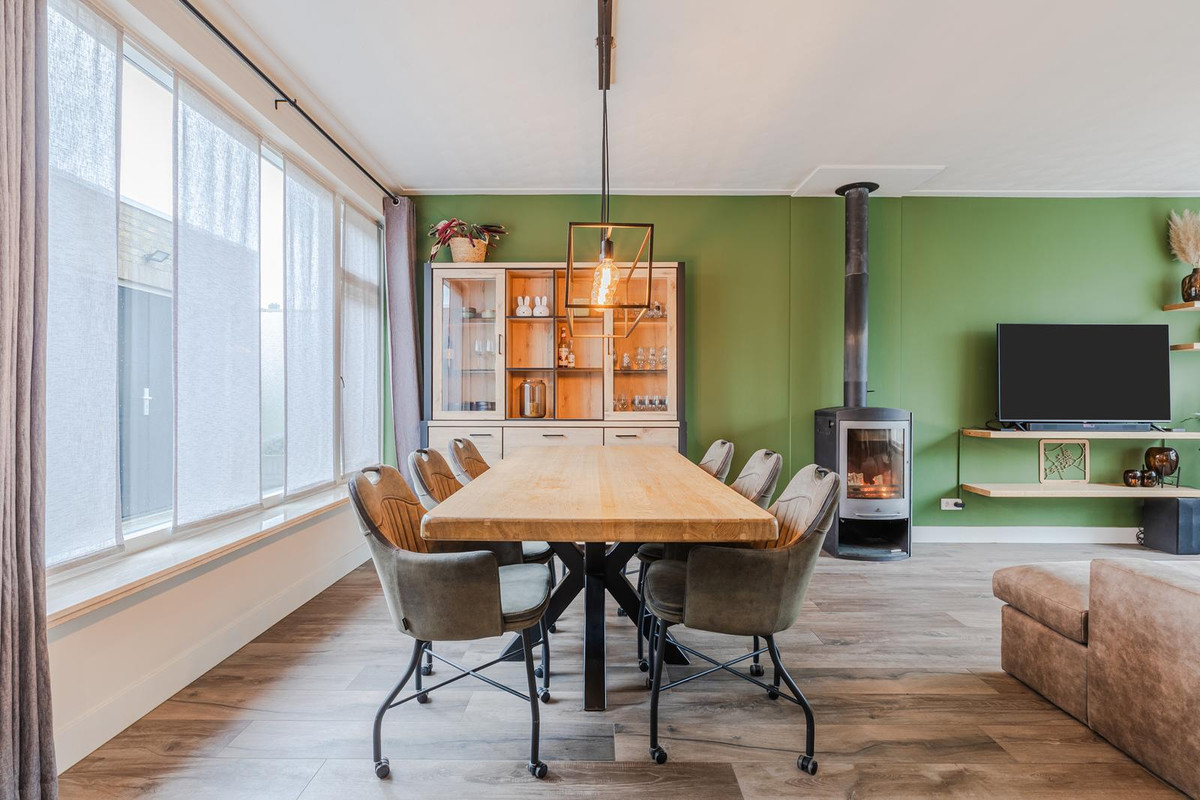 Twee-onder-één-kap te koop: Burgemeester Magneestraat 12, Luyksgestel