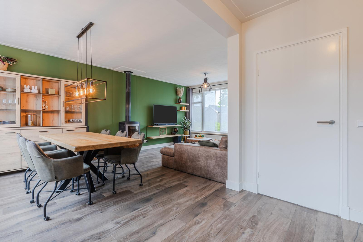 Twee-onder-één-kap te koop: Burgemeester Magneestraat 12, Luyksgestel