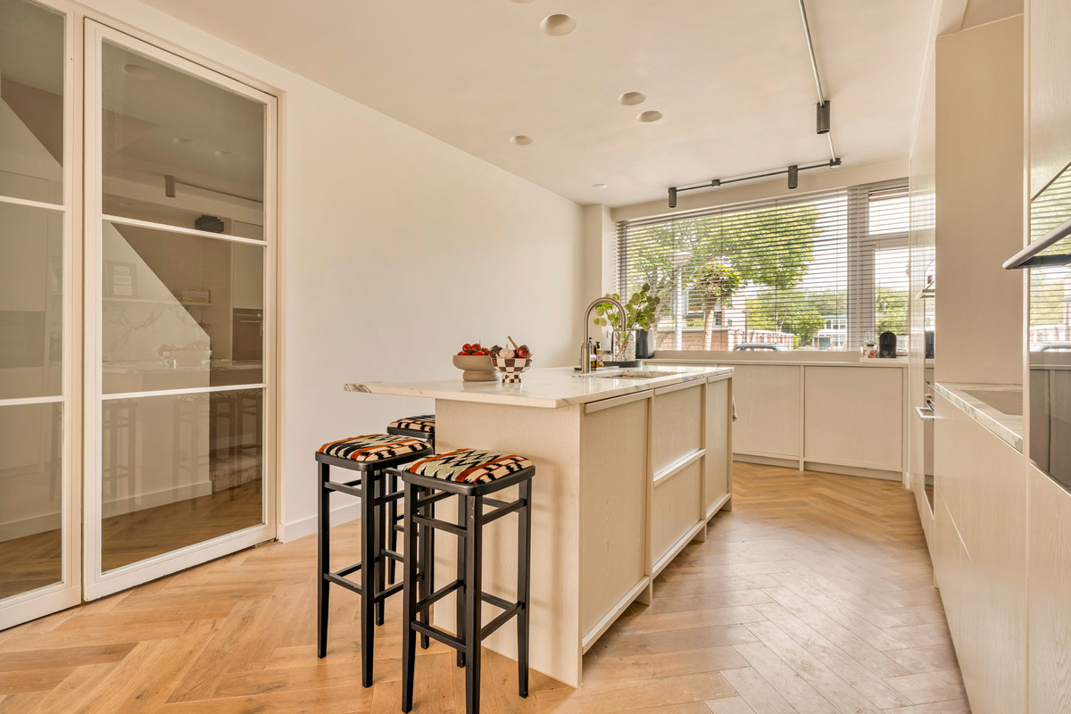 Tussenwoning te koop: Hillenraadt 32, Amsterdam