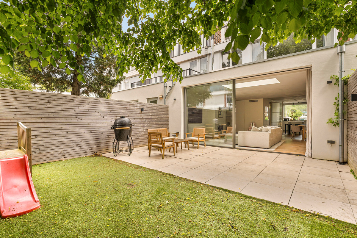 Tussenwoning te koop: Hillenraadt 32, Amsterdam