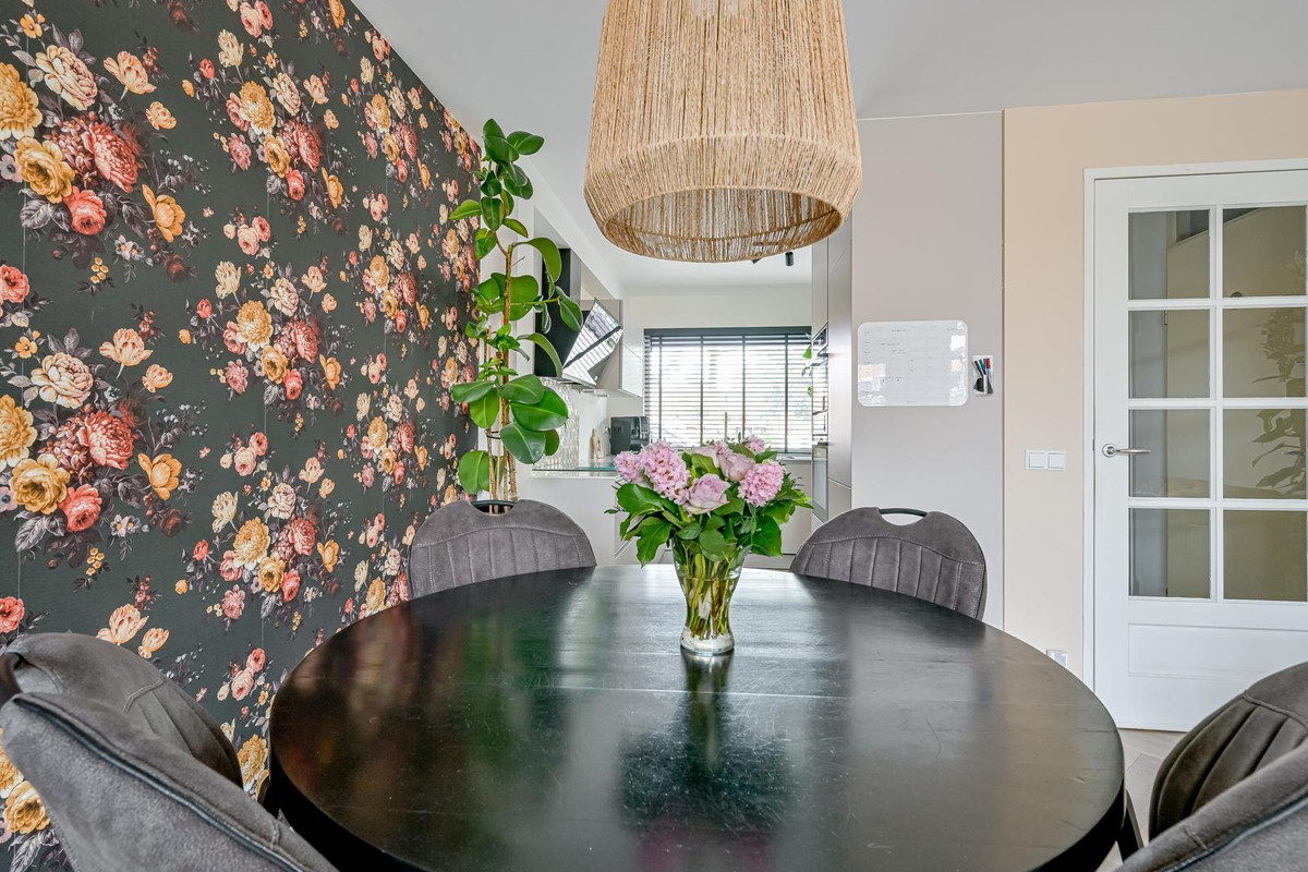 Tussenwoning te koop: Rie Beisenherzland 5, Heerhugowaard
