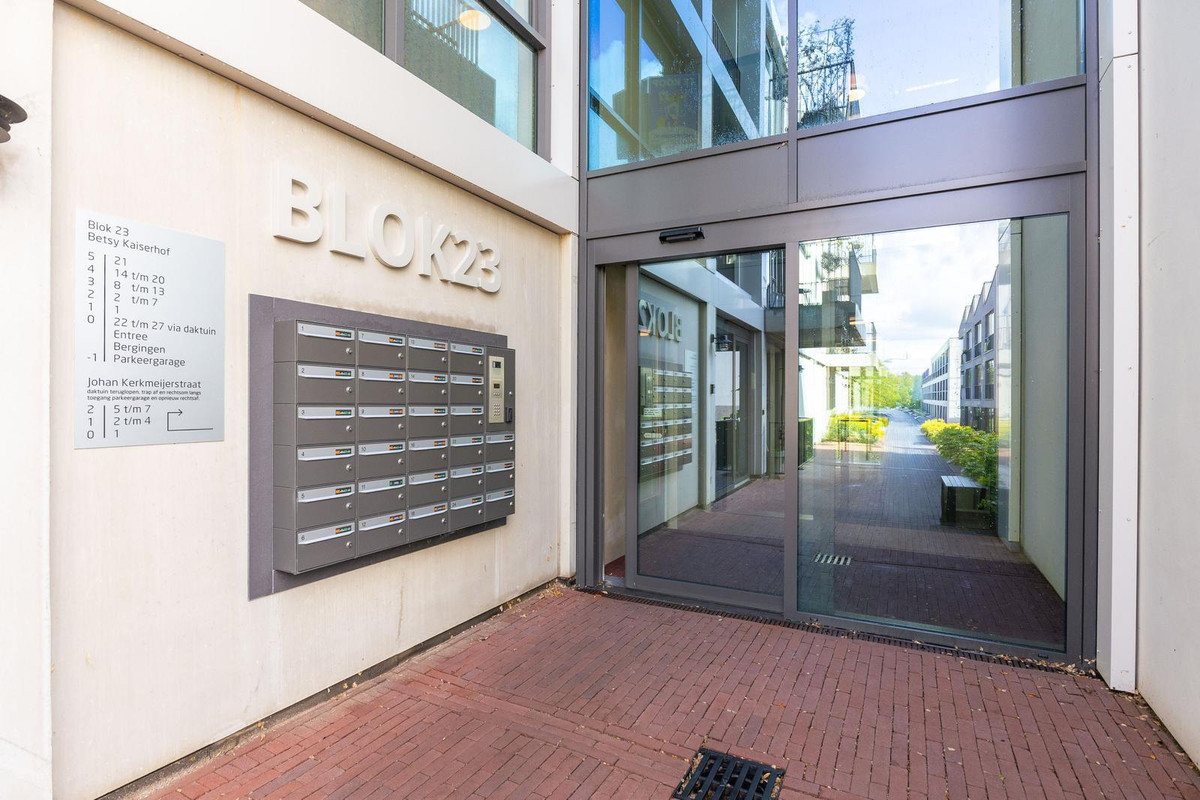 Appartement te koop: Betsy Kaiserhof 8, Hoorn