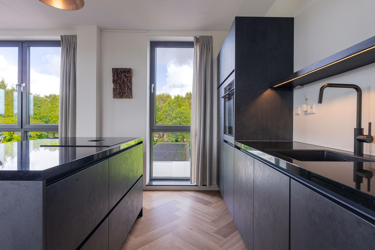 Appartement te koop: Betsy Kaiserhof 8, Hoorn