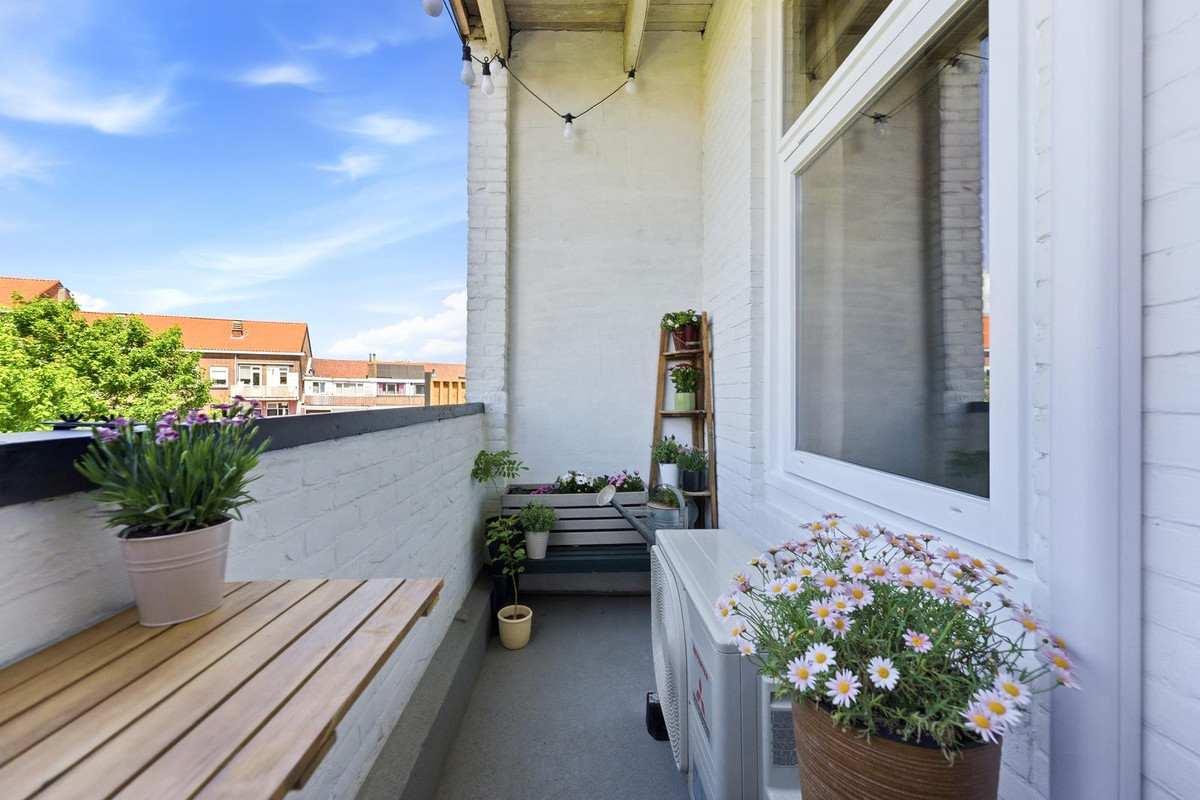 Appartement te koop: Messchaertplein 23, Vlaardingen