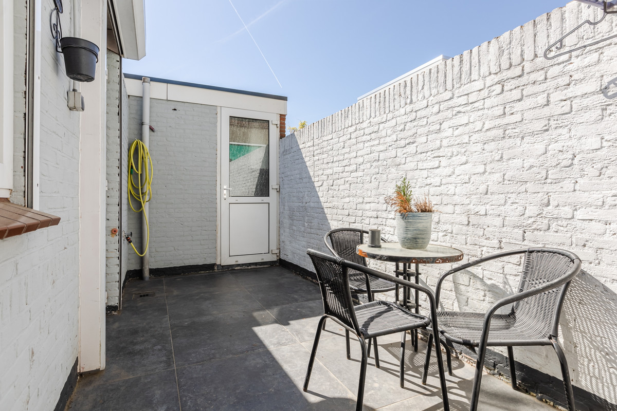 Tussenwoning te koop: Van Heutszstraat 27, Tilburg