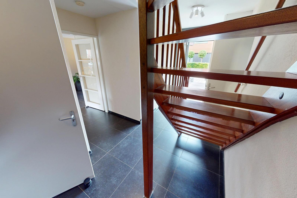 Vrijstaande woning te koop: Villa Dotterbloem 19, Waalwijk
