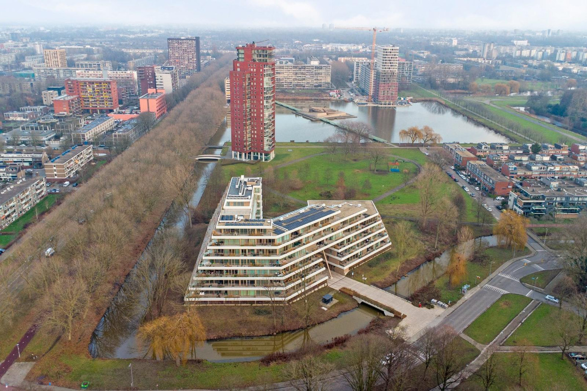 Appartement te koop: Nancy Zeelenbergsingel 24, Rotterdam