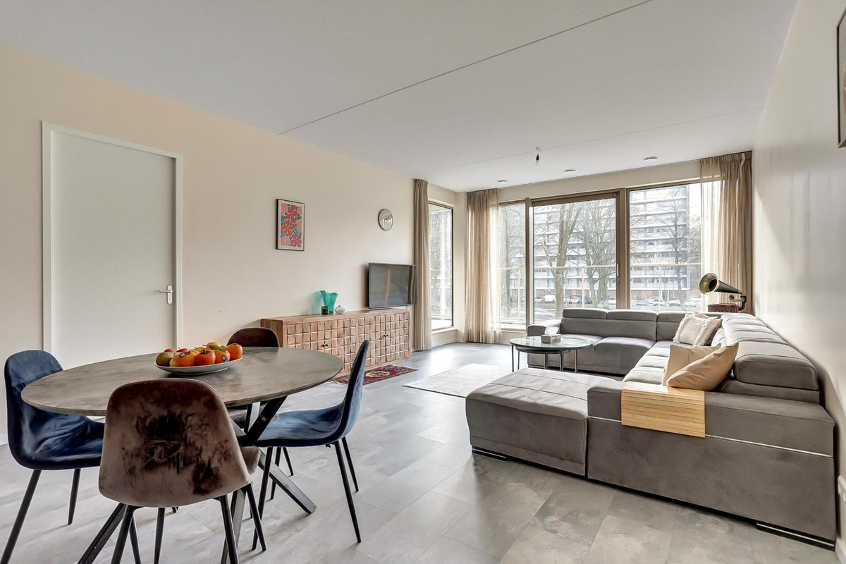 Appartement te koop: Nancy Zeelenbergsingel 24, Rotterdam