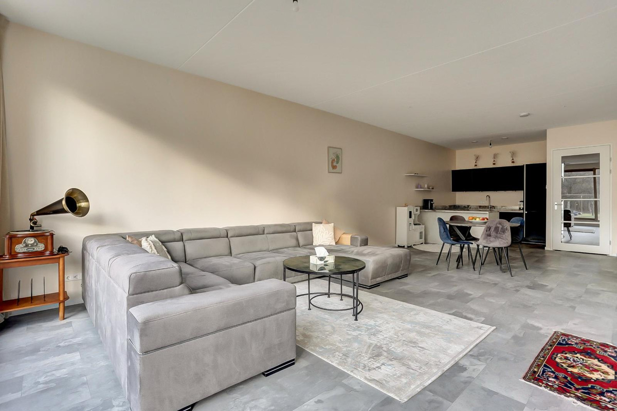Appartement te koop: Nancy Zeelenbergsingel 24, Rotterdam