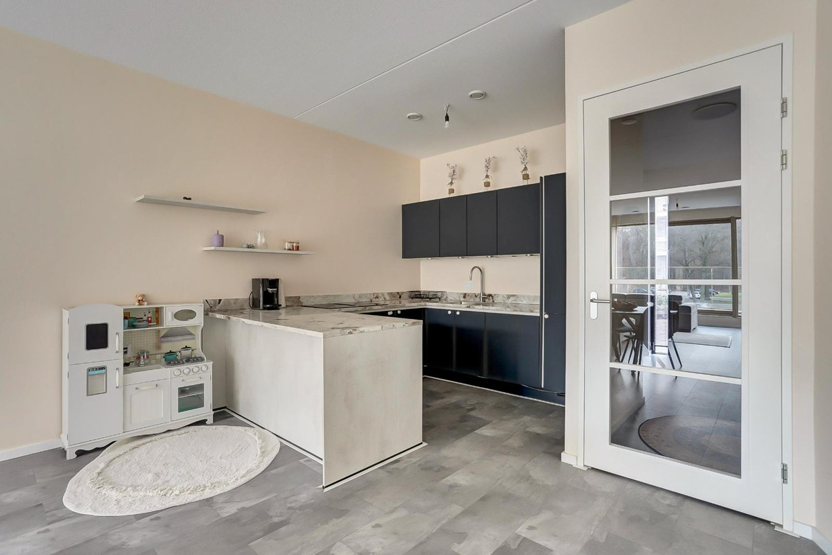 Appartement te koop: Nancy Zeelenbergsingel 24, Rotterdam