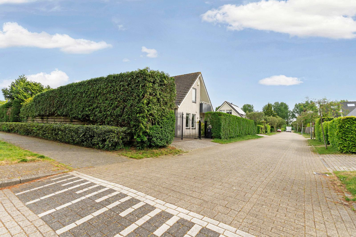 Vrijstaande woning te koop: Kameleonstraat 20, Almere
