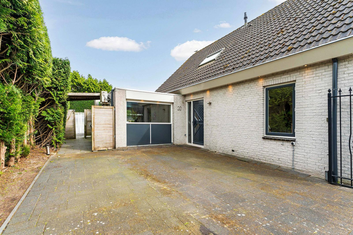 Vrijstaande woning te koop: Kameleonstraat 20, Almere