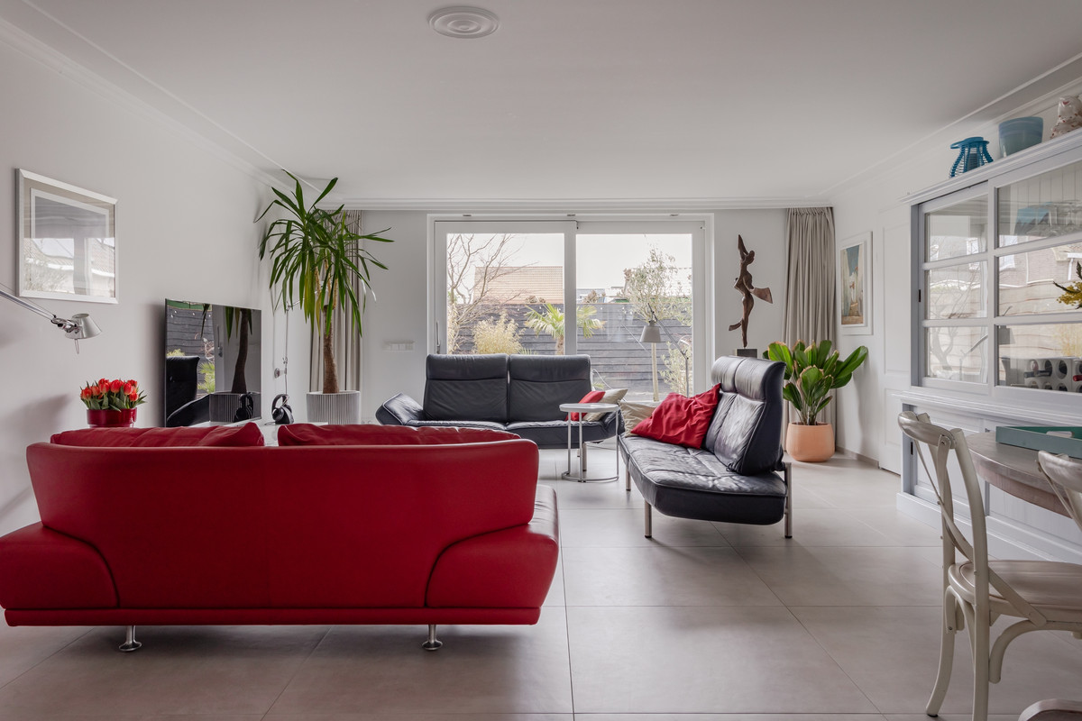 Tussenwoning te koop: Kleine Werf 25, Oosthuizen
