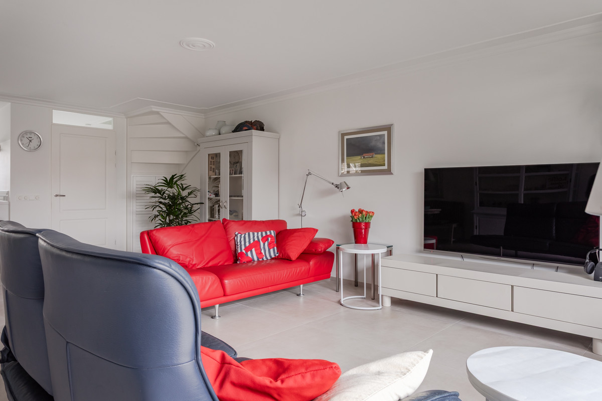 Tussenwoning te koop: Kleine Werf 25, Oosthuizen