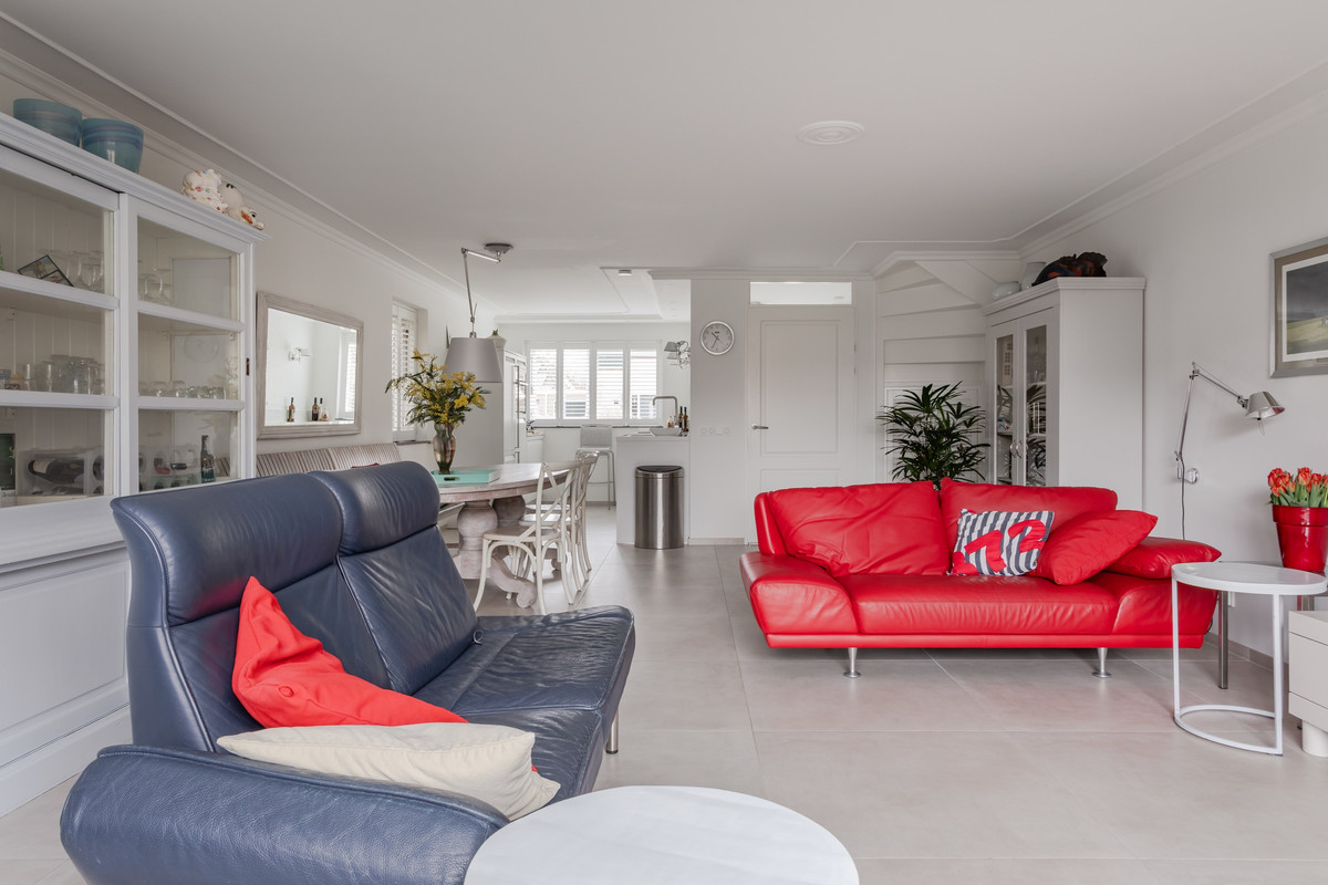 Tussenwoning te koop: Kleine Werf 25, Oosthuizen