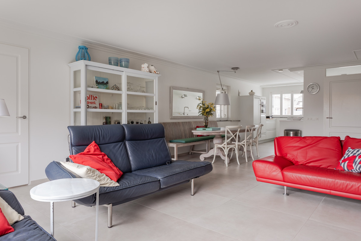 Tussenwoning te koop: Kleine Werf 25, Oosthuizen
