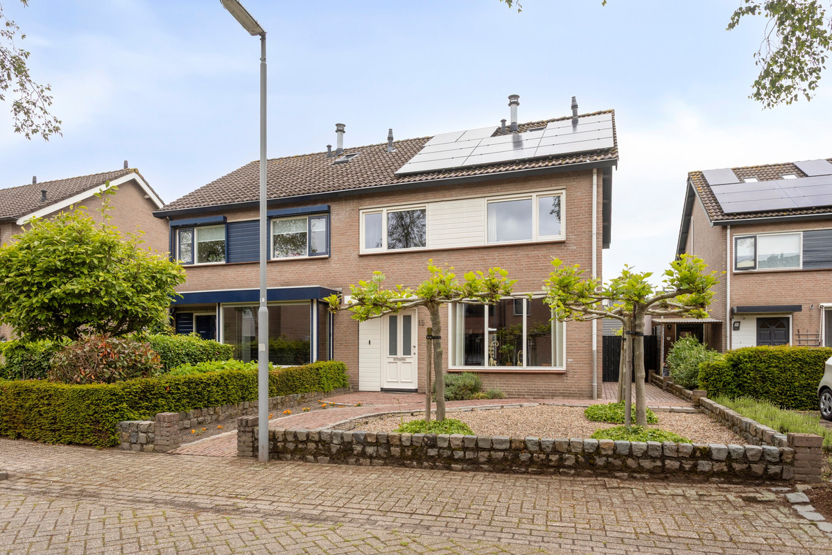 Twee-onder-één-kap te koop: Geerakker 15, Wagenberg