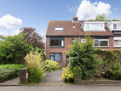 Hugo van Woerdenstraat 7
