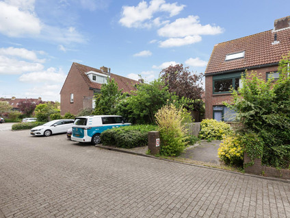 Hugo van Woerdenstraat 7