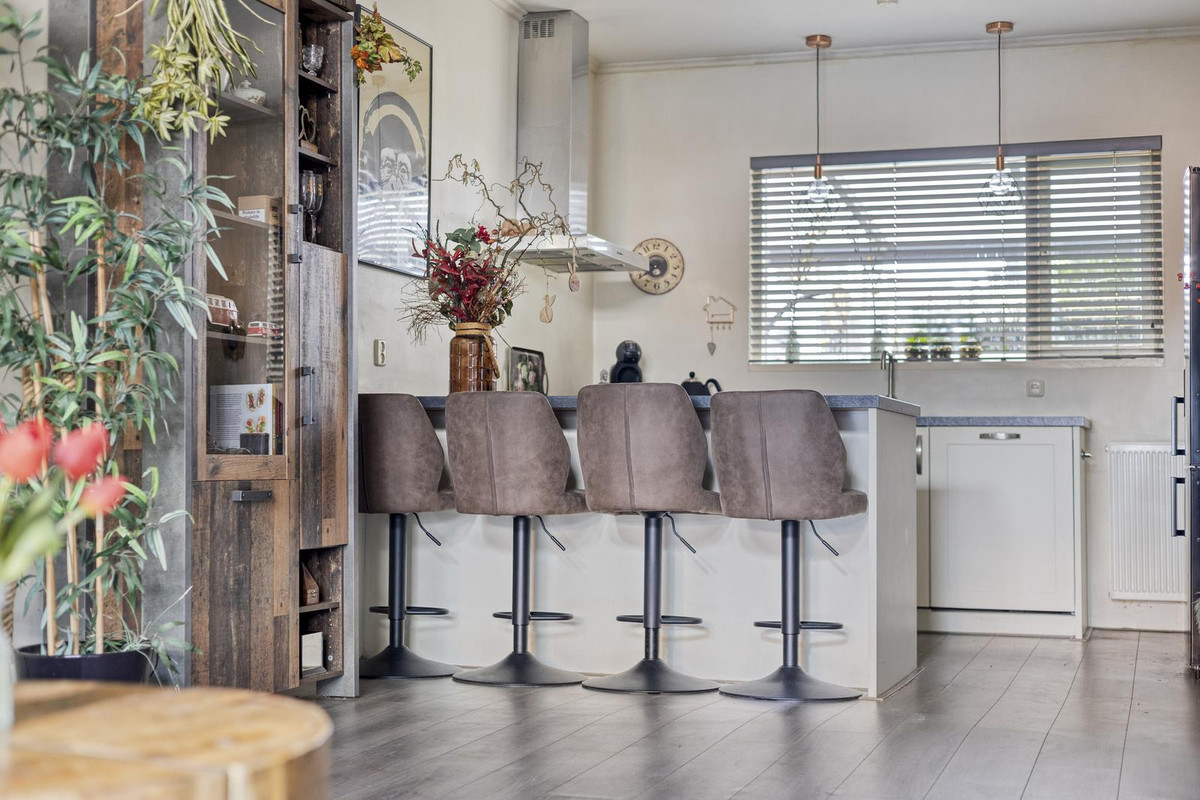Tussenwoning te koop: Van Ittersumstraat 89, Zwolle