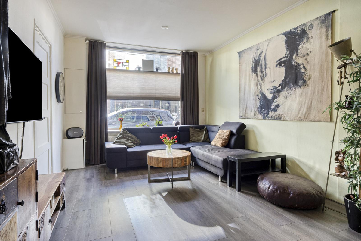 Tussenwoning te koop: Van Ittersumstraat 89, Zwolle