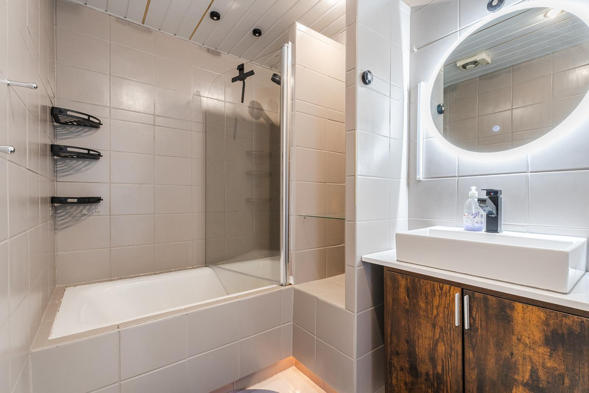 Appartement te koop: Roemer Visscherstraat 152, Vlaardingen