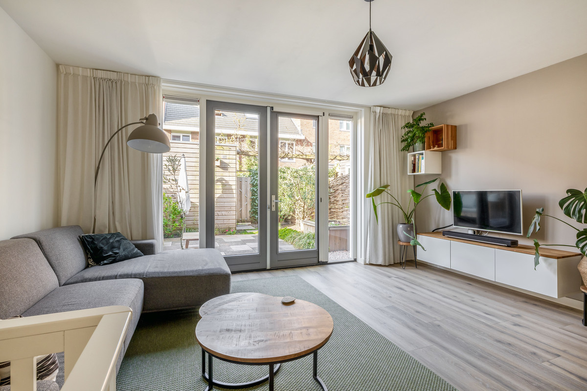 Tussenwoning te koop: Tapstraat 8, Rotterdam