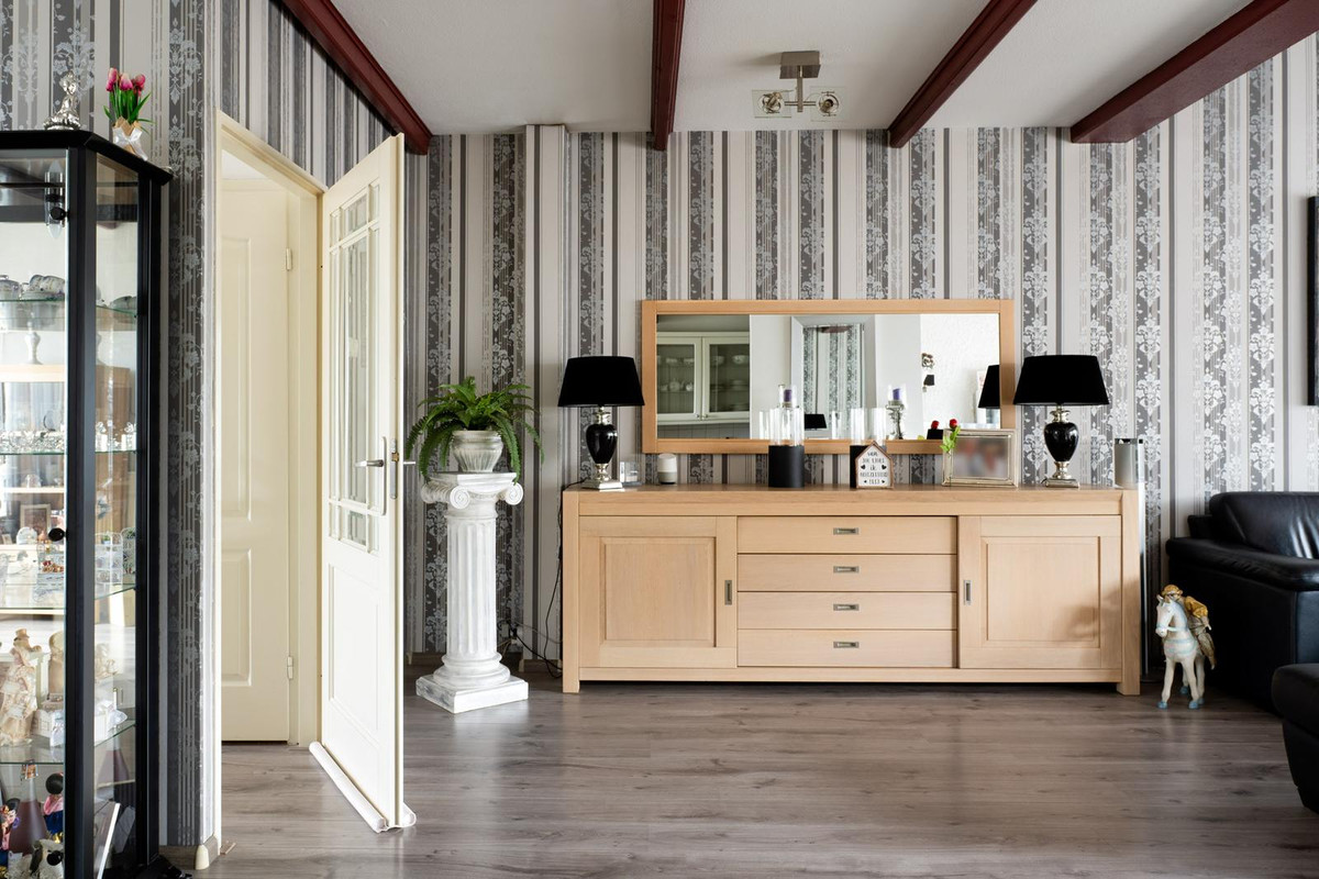 Tussenwoning te koop: de Leemput 11, Halsteren