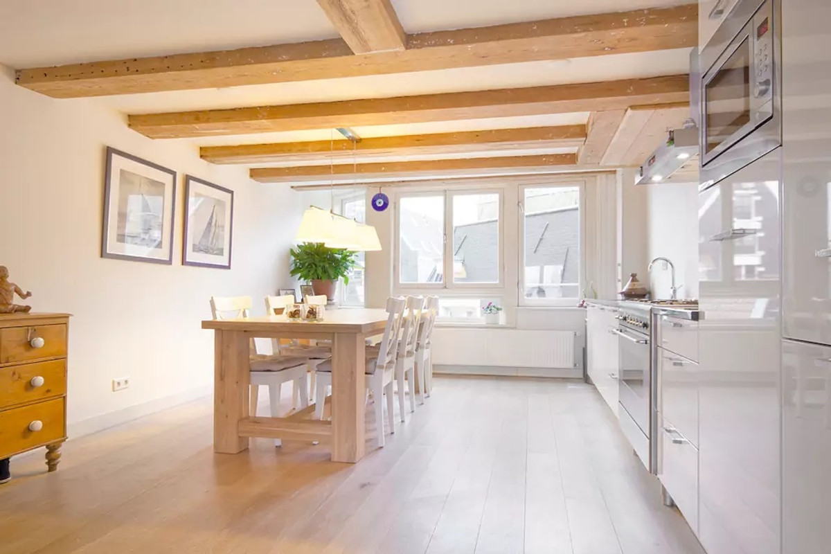 Appartement te huur: Singel 25F, Amsterdam