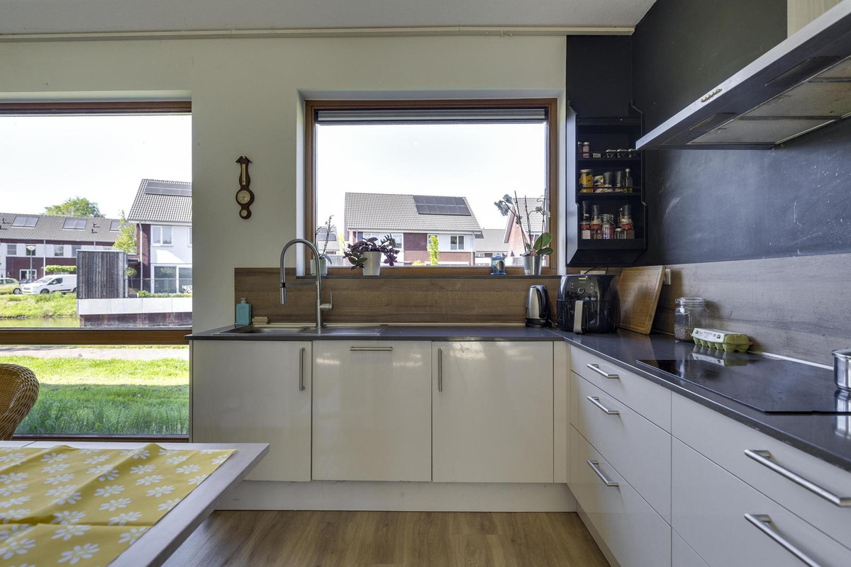Tussenwoning te koop: De Uitvang 31, Bergeijk