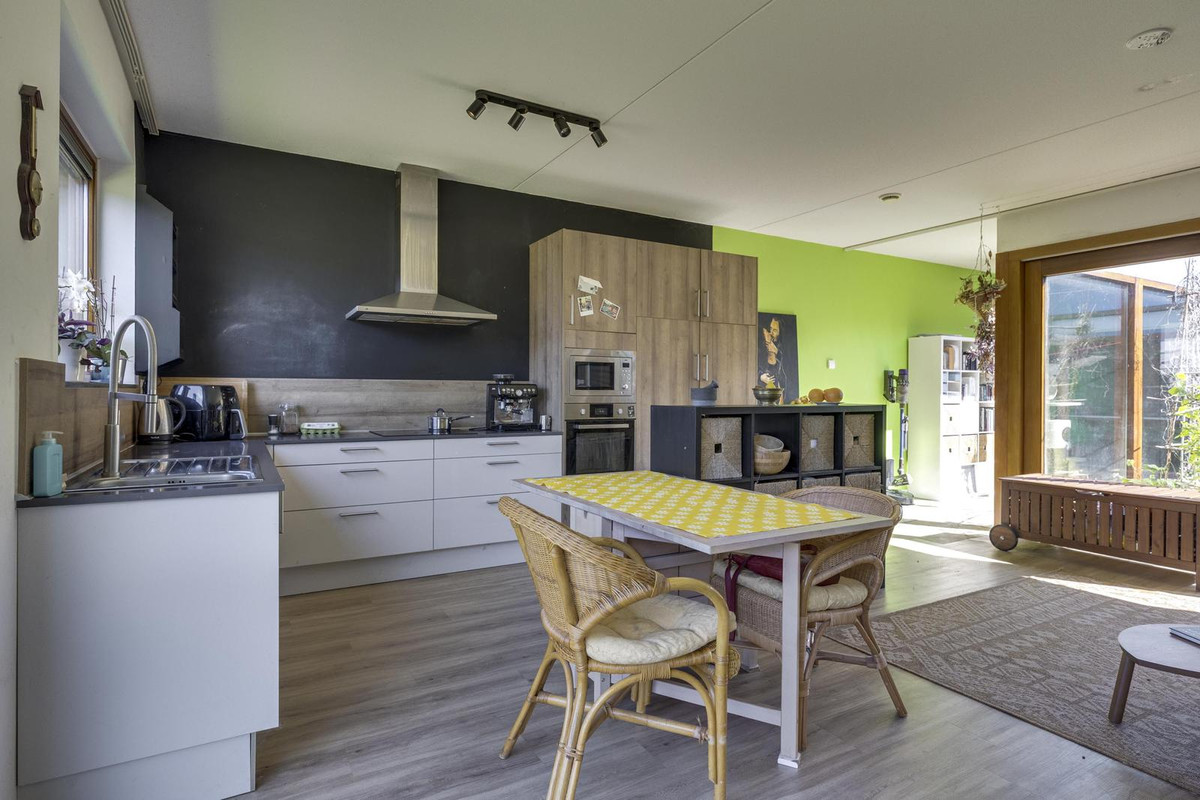 Tussenwoning te koop: De Uitvang 31, Bergeijk