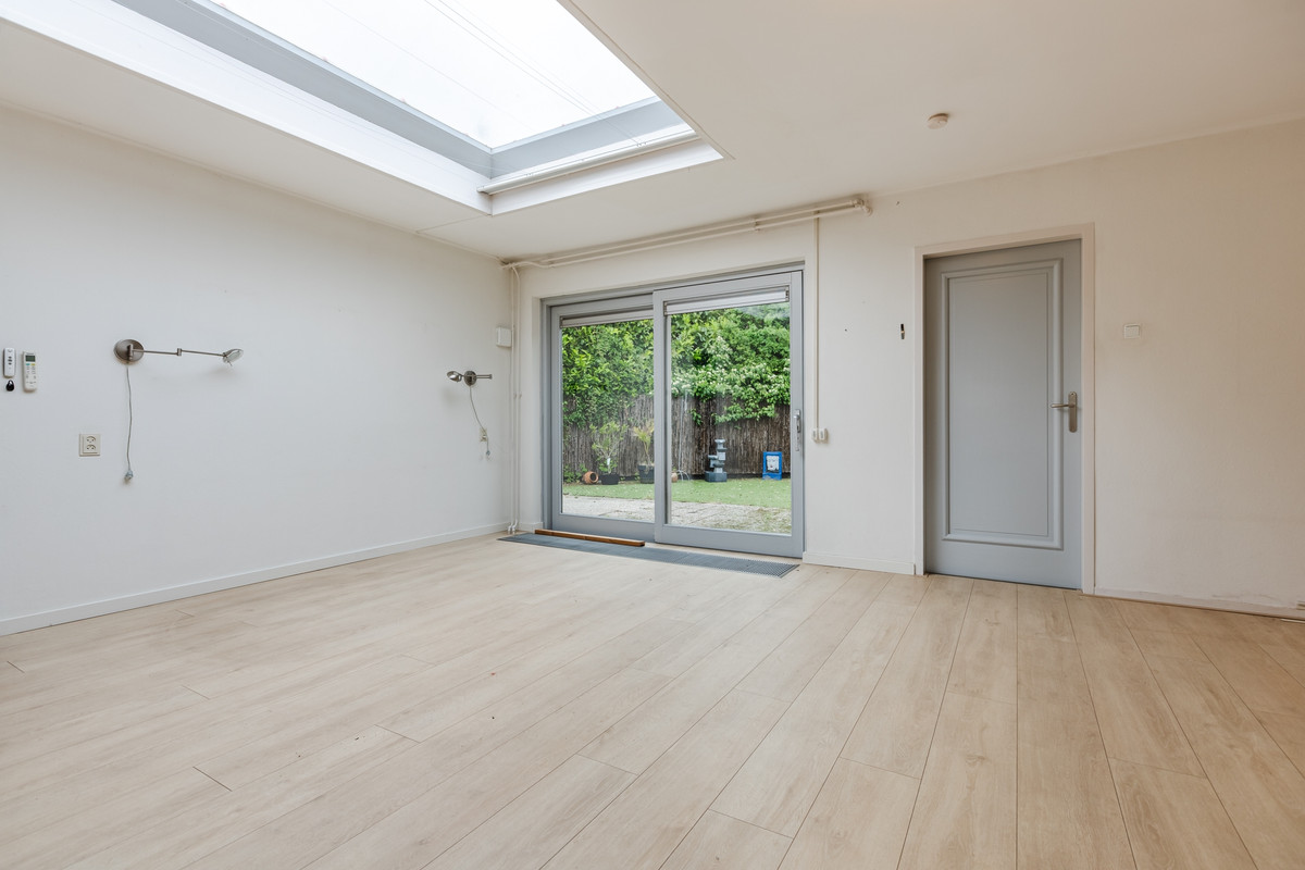 Hoekwoning te koop: Kometenlaan 77, Bergen Op Zoom