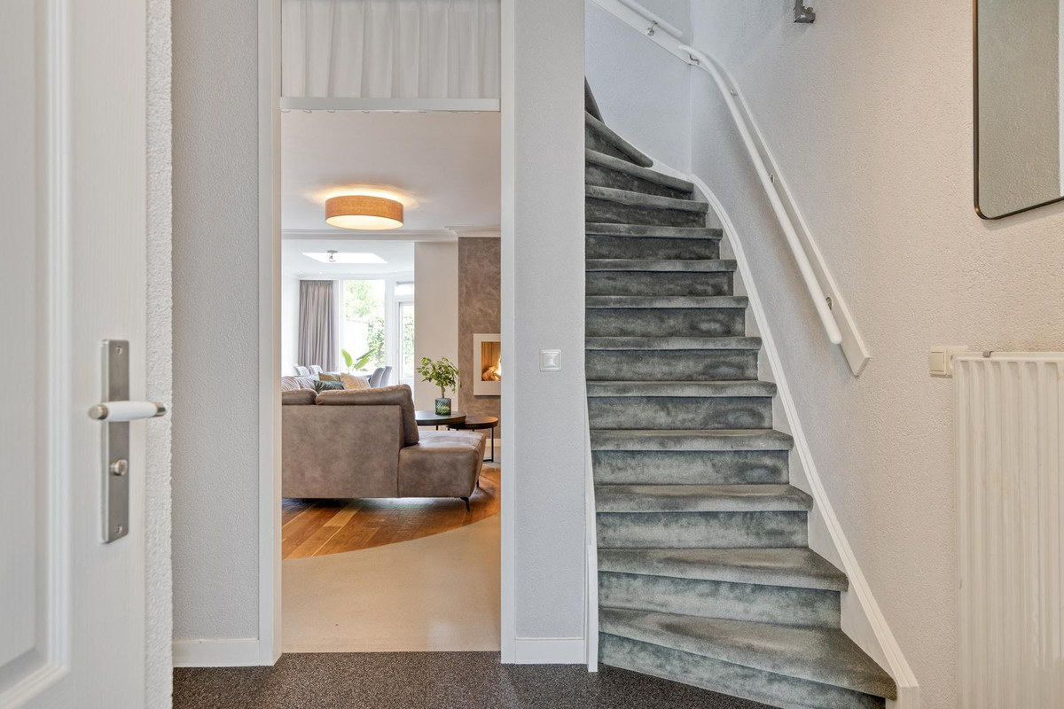 Tussenwoning te koop: Acaciastraat 10, Geffen