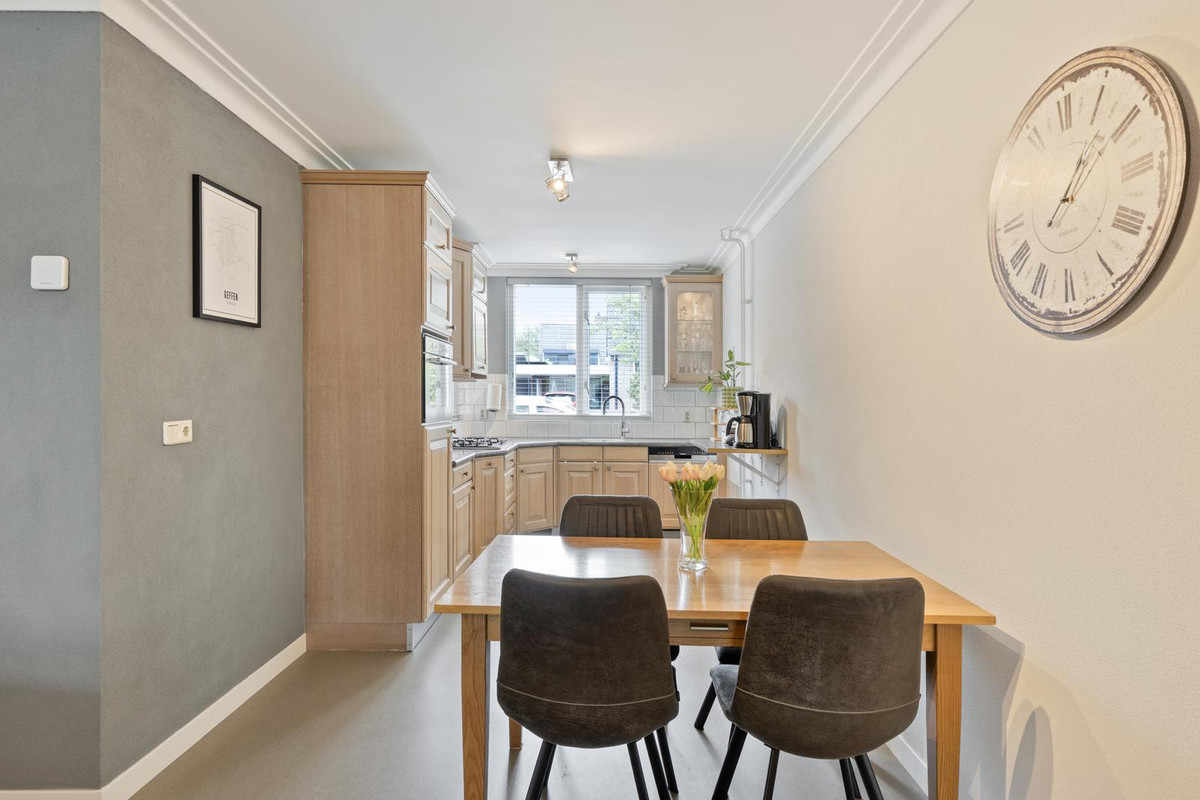 Tussenwoning te koop: Acaciastraat 10, Geffen