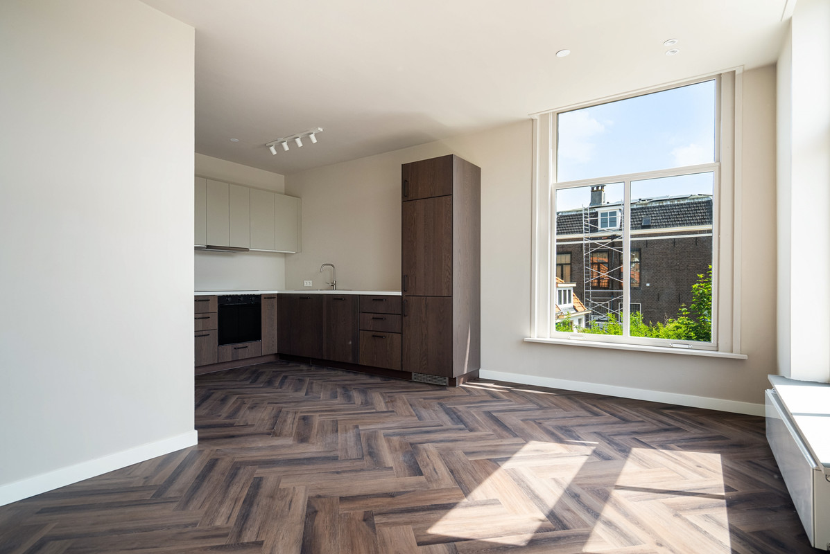 Studio te koop: Lage Rijndijk 9A, Leiden