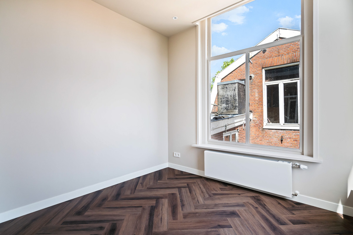 Studio te koop: Lage Rijndijk 9A, Leiden