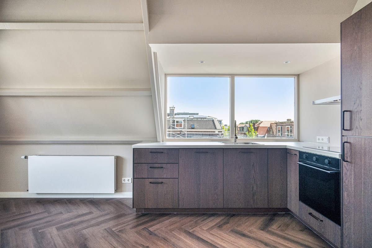 Studio te koop: Lage Rijndijk 9E, Leiden