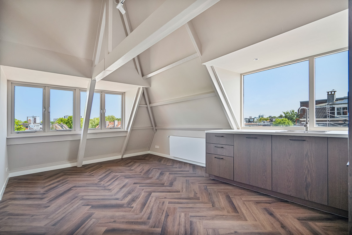 Studio te koop: Lage Rijndijk 9E, Leiden