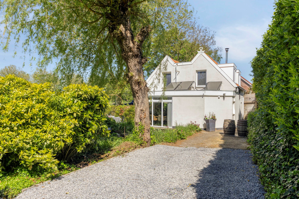 Vrijstaande woning te koop: Galgendijk 5, Dinteloord