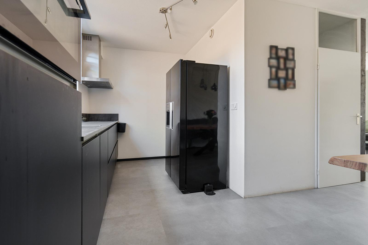 Tussenwoning te koop: Johan Buziaustraat 105, Hengelo