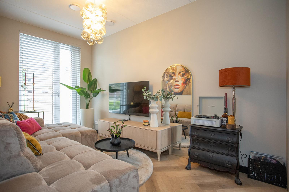 Hoekwoning te koop: Heetveldsweg 72, Almelo