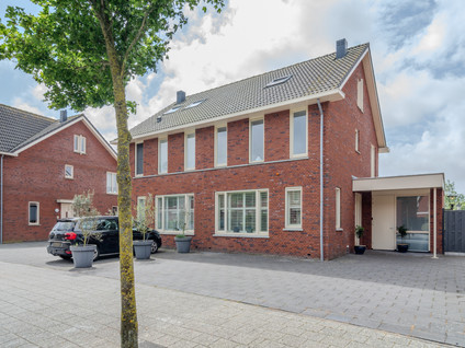 Witte Ring 33