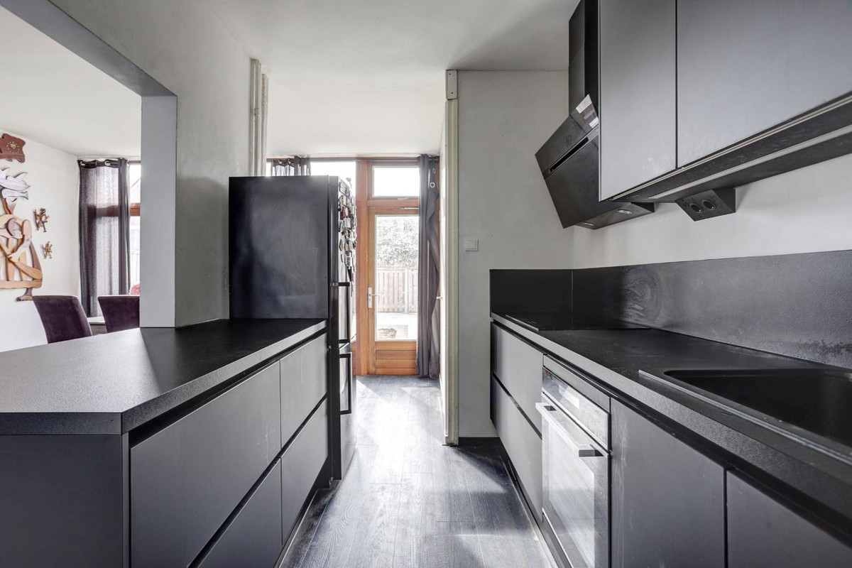 Tussenwoning te koop: Noorwitsstraat 156, Rotterdam