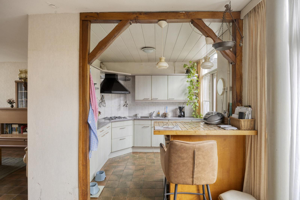 Tussenwoning te koop: Oosterlee 6, De Lier