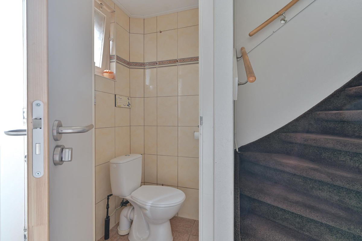 Tussenwoning te koop: Goltguldenstraat 10, Hoogeveen