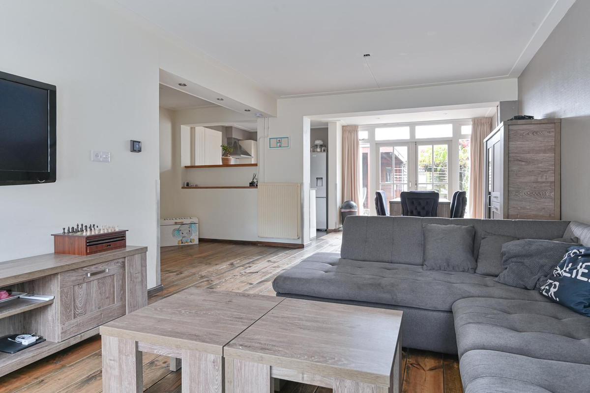 Tussenwoning te koop: Goltguldenstraat 10, Hoogeveen