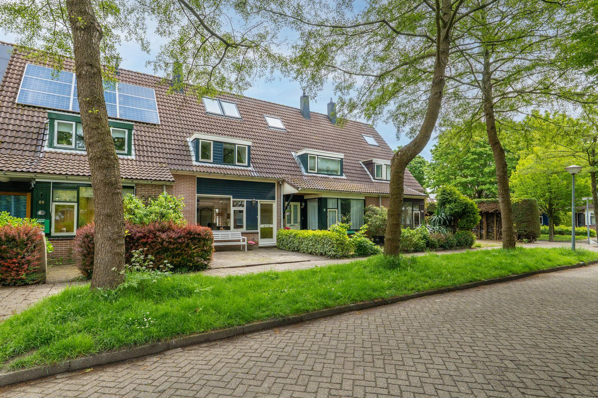 Tussenwoning te koop: Winterkoninkje 68, Hoorn