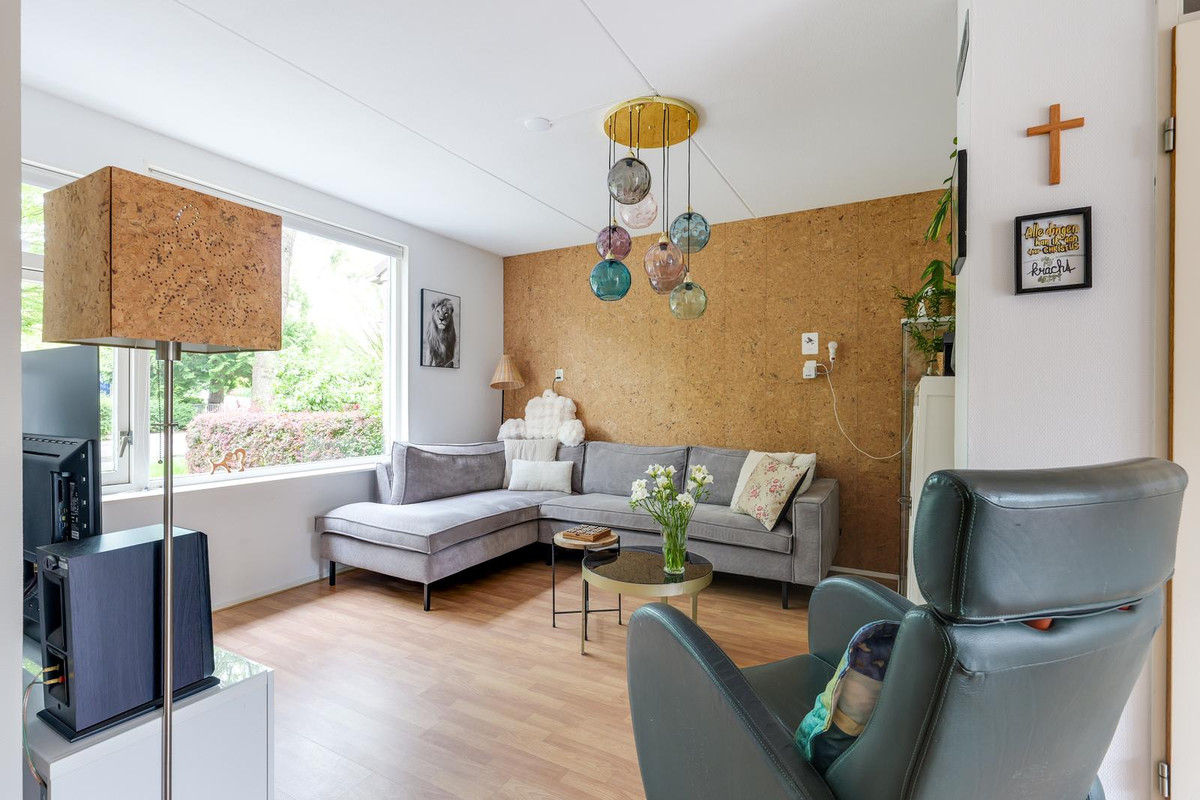 Tussenwoning te koop: Winterkoninkje 68, Hoorn