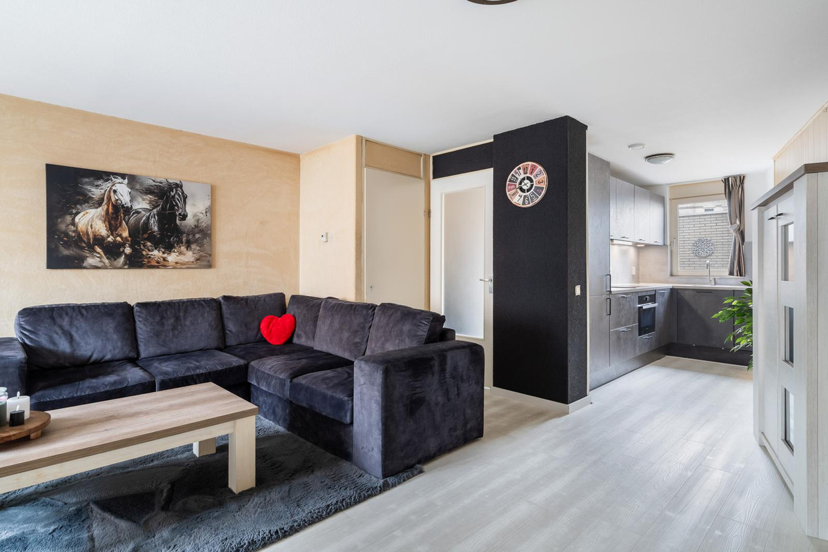 Appartement te koop: De Velden 220, Schiedam